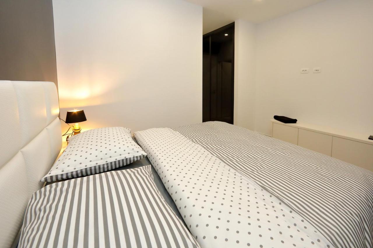 Apartmani More บาร์บินเย ภายนอก รูปภาพ