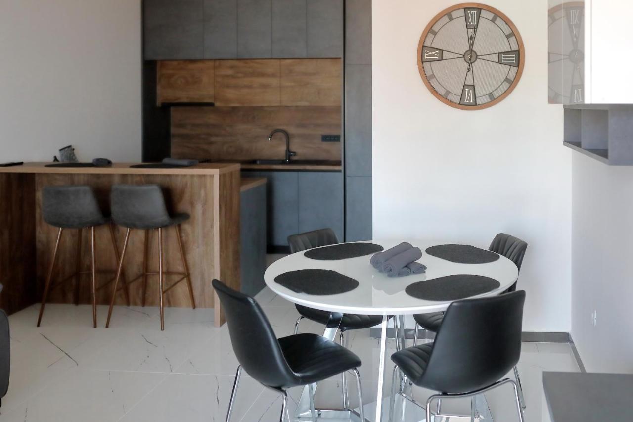 Apartmani More บาร์บินเย ภายนอก รูปภาพ